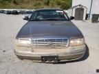 2004 Ford Crown Victoria LX