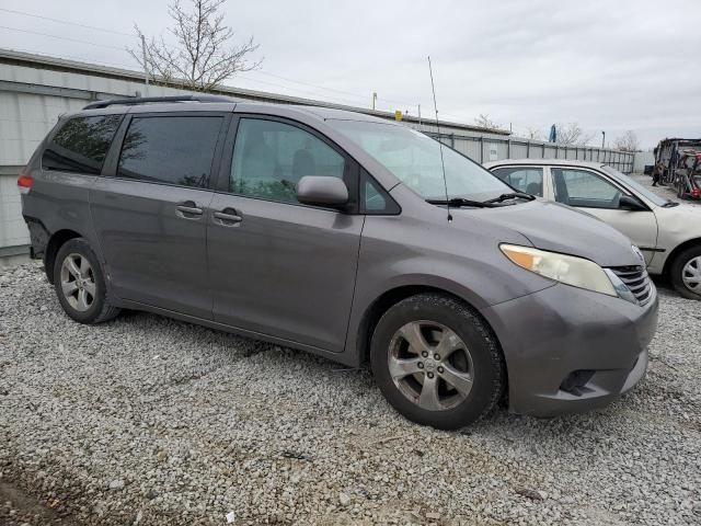 2011 Toyota Sienna LE