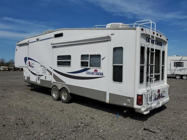 2004 Cedar Creek 5th Wheel