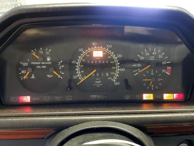 1995 Mercedes-Benz E 320 Base