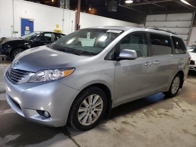 2015 Toyota Sienna XLE