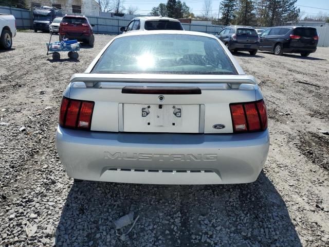 2004 Ford Mustang