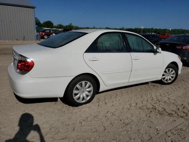 2005 Toyota Camry LE