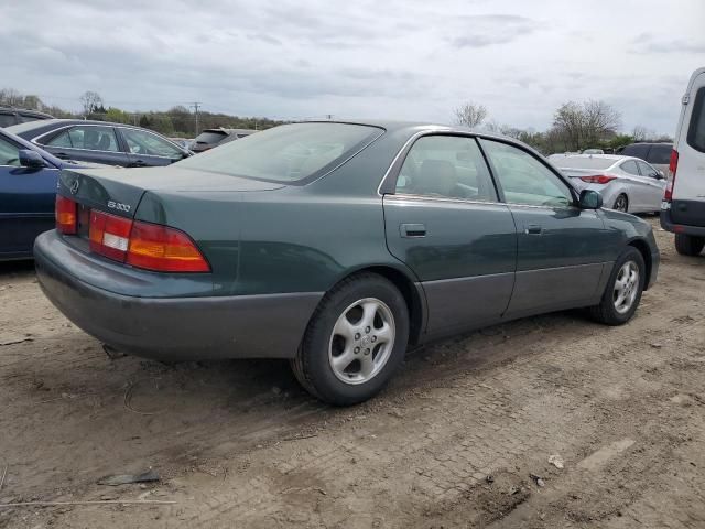 1999 Lexus ES 300