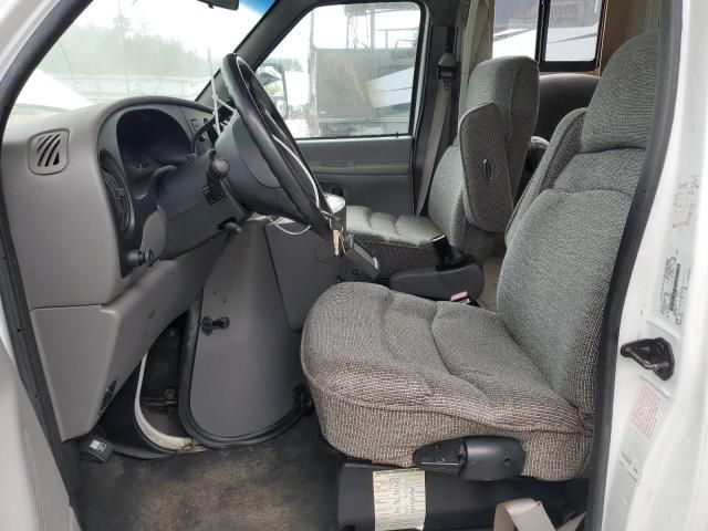 1998 Ford Econoline E450 Super Duty Cutaway Van RV