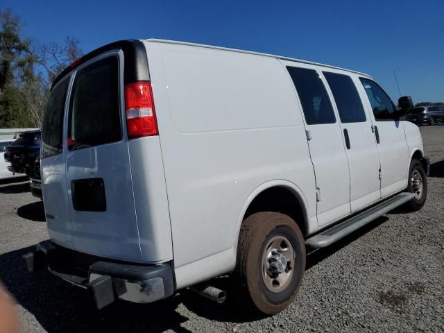 2020 Chevrolet Express G2500