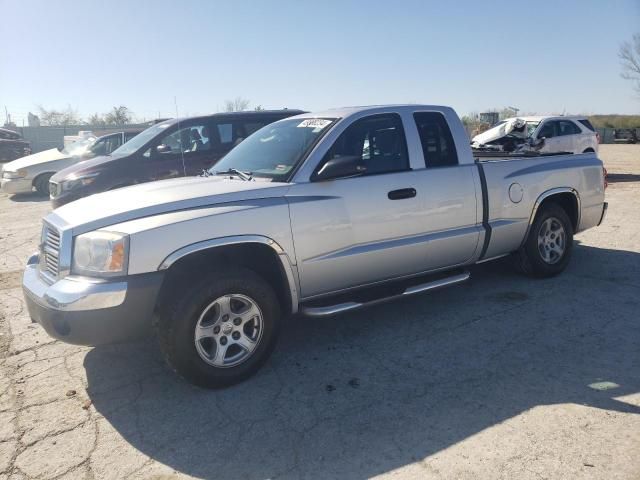 2005 Dodge Dakota SLT