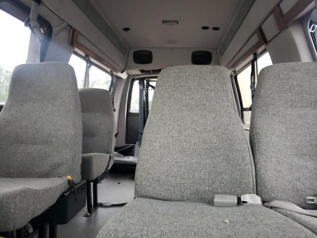 2002 GMC Savana RV G3500