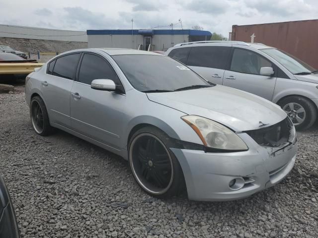 2010 Nissan Altima SR