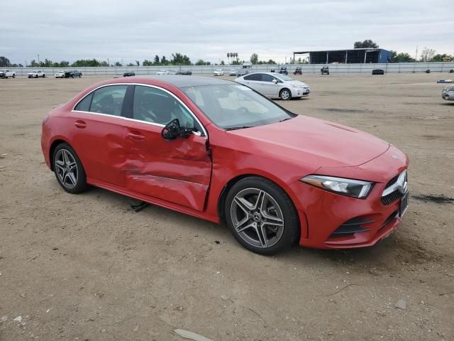 2019 Mercedes-Benz A 220