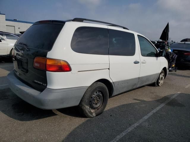 1998 Toyota Sienna LE