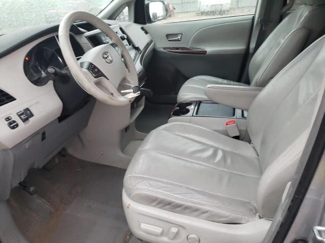 2011 Toyota Sienna XLE