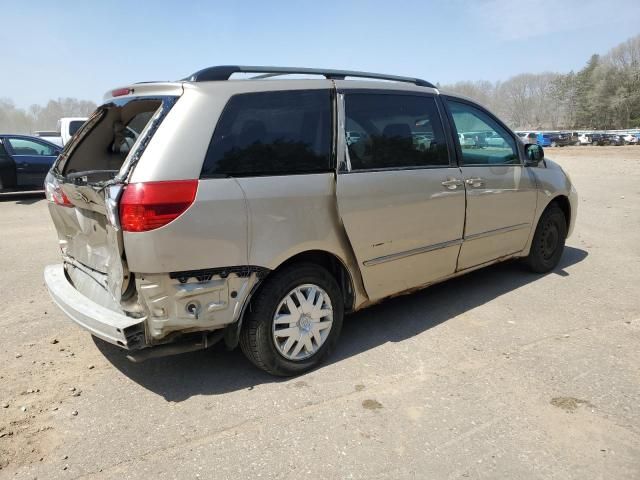 2005 Toyota Sienna CE