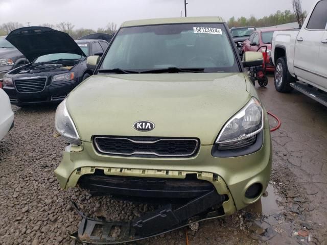 2013 KIA Soul +