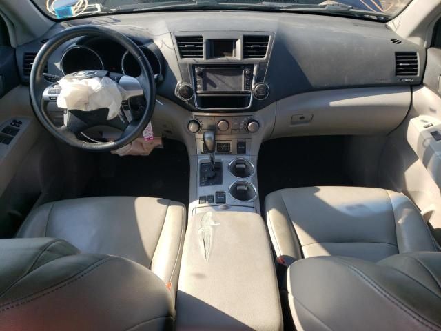 2013 Toyota Highlander Base