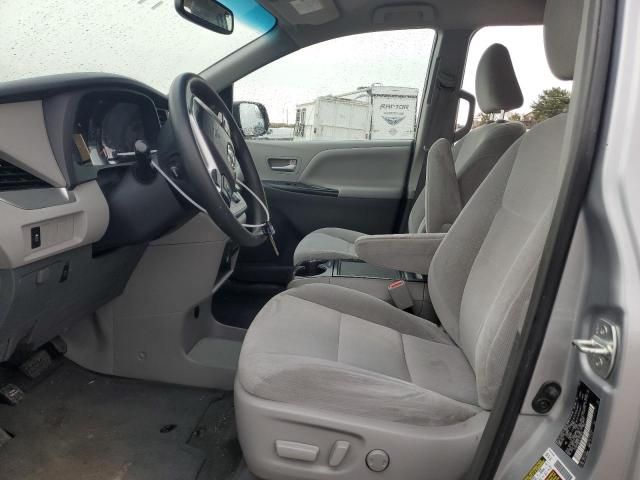 2015 Toyota Sienna LE