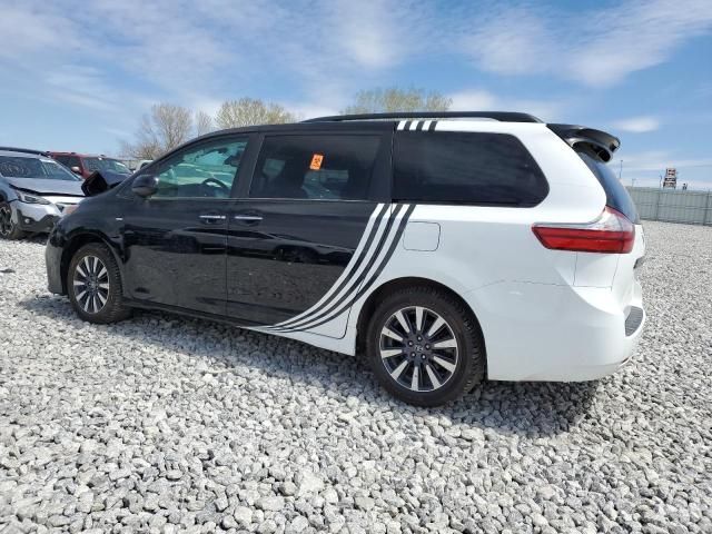 2019 Toyota Sienna XLE