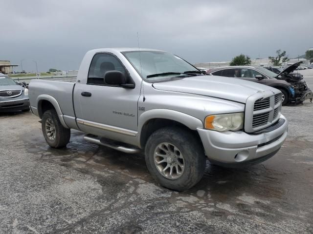 2004 Dodge RAM 1500 ST