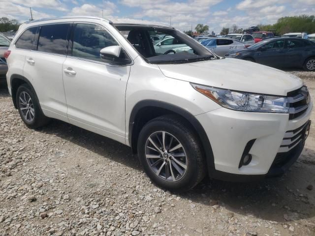 2018 Toyota Highlander SE