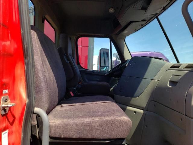 2017 Freightliner Cascadia 113