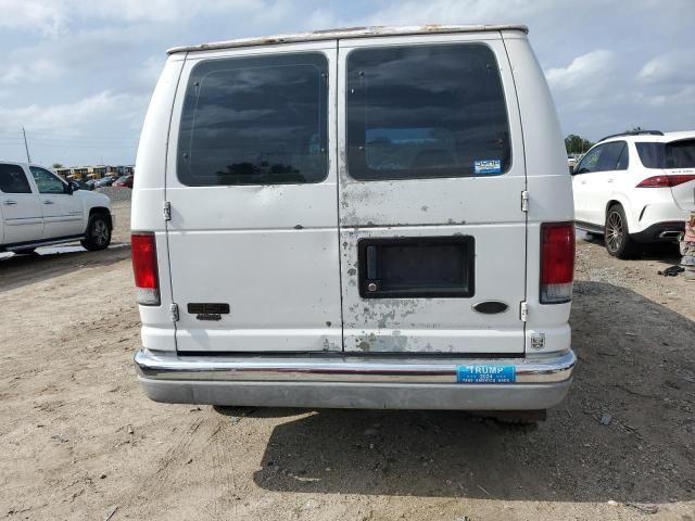 2000 Ford Econoline E150 Van