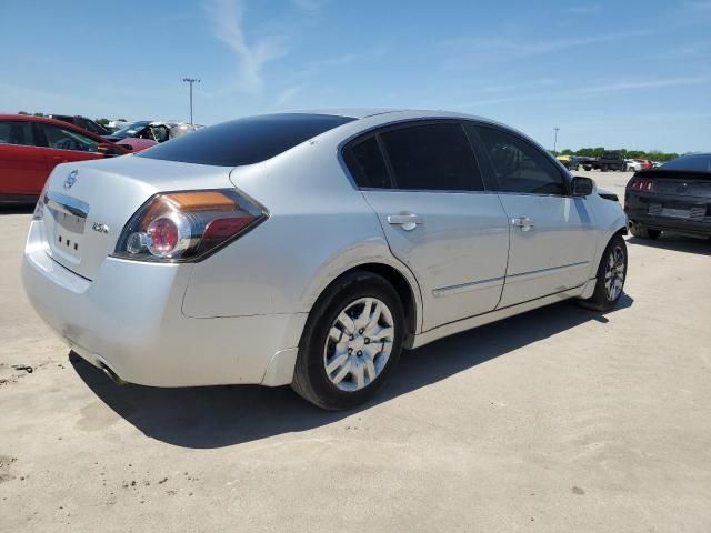 2010 Nissan Altima Base