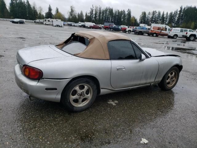 2000 Mazda MX-5 Miata Base