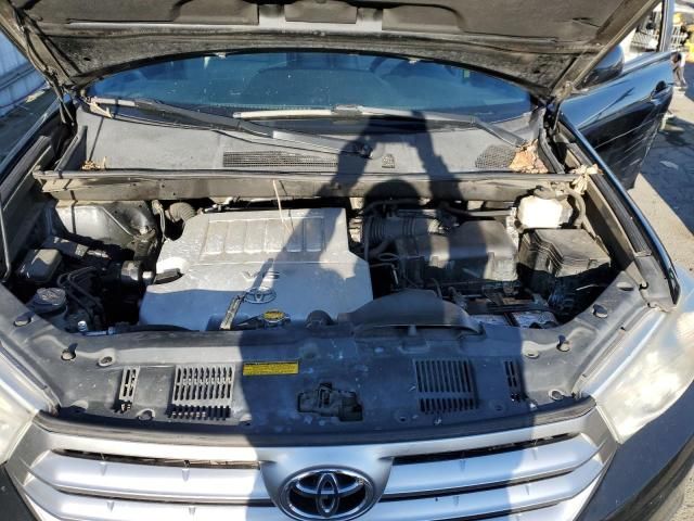 2011 Toyota Highlander Base