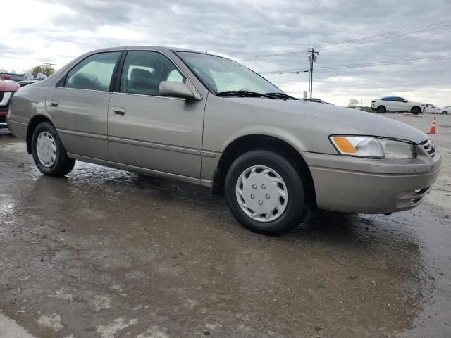 1999 Toyota Camry LE