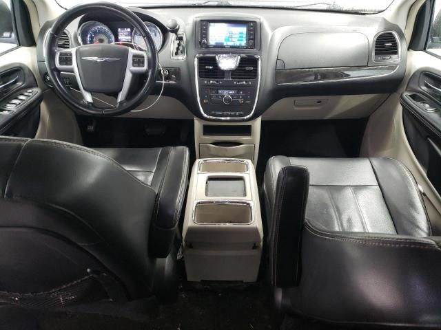 2012 Chrysler Town & Country Touring