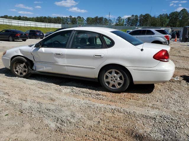 2004 Ford Taurus LX