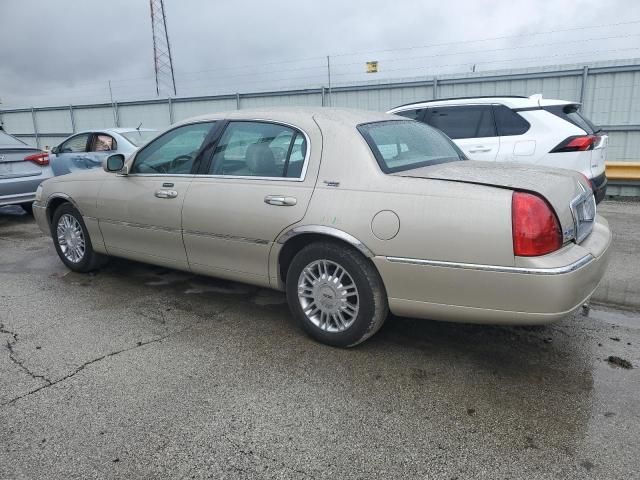 2009 Lincoln Town Car Signature Limited