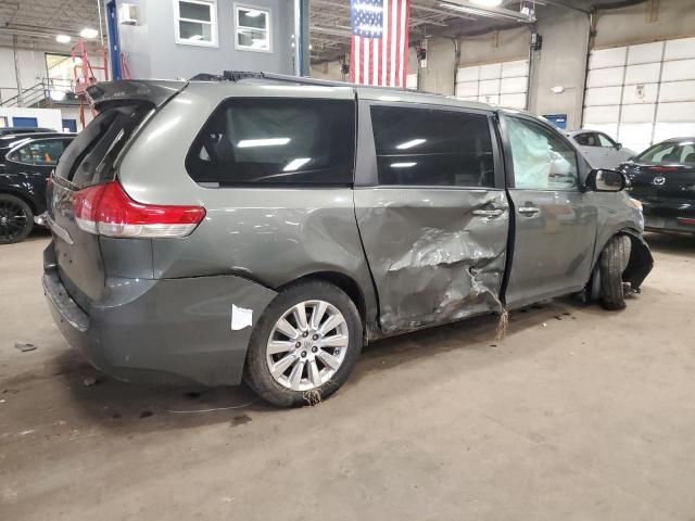 2011 Toyota Sienna XLE