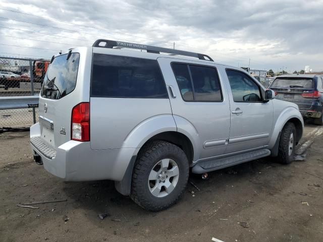 2006 Nissan Pathfinder LE