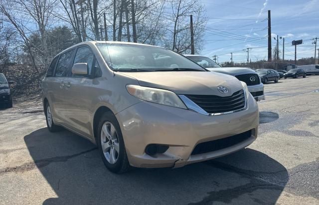 2012 Toyota Sienna LE