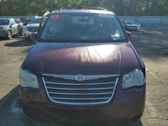 2009 Chrysler Town & Country Touring