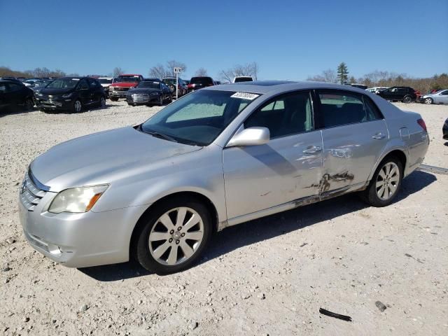 2005 Toyota Avalon XL