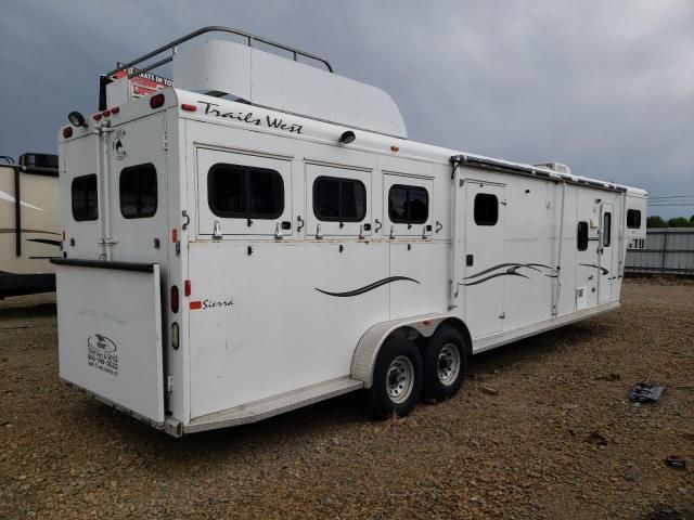 2007 Trail King Horse Trailer