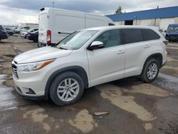 Salvage cars for sale at Woodhaven, MI auction: 2016 Toyota Highlander LE