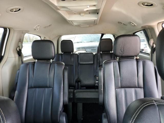 2015 Chrysler Town & Country Touring