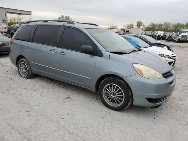 2004 Toyota Sienna CE