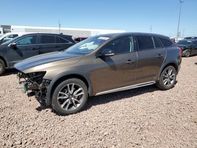 2017 Volvo V60 Cross Country Premier