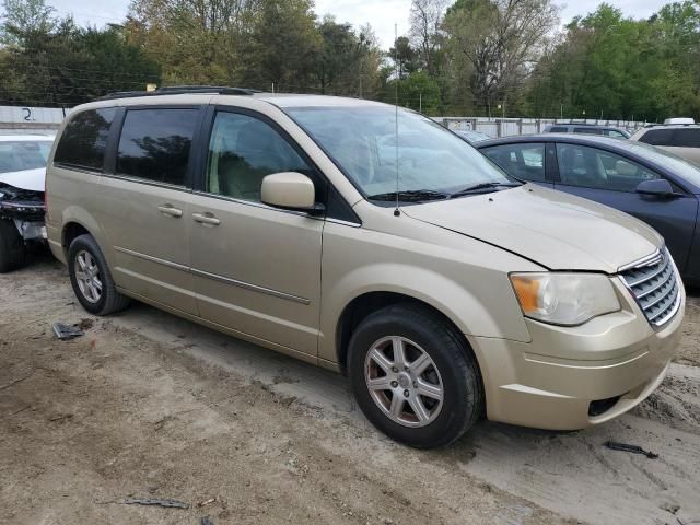 2010 Chrysler Town & Country Touring