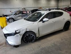 Mazda 3 Vehiculos salvage en venta: 2020 Mazda 3 Premium