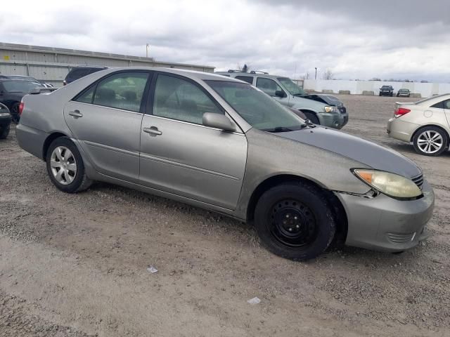 2005 Toyota Camry LE