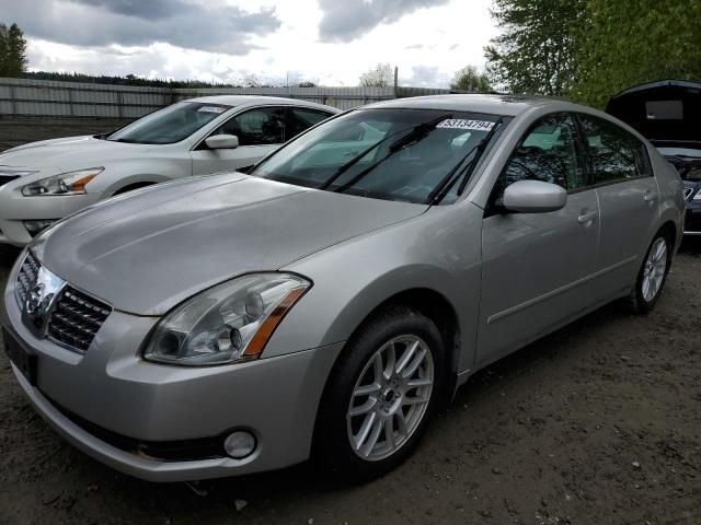 2005 Nissan Maxima SE