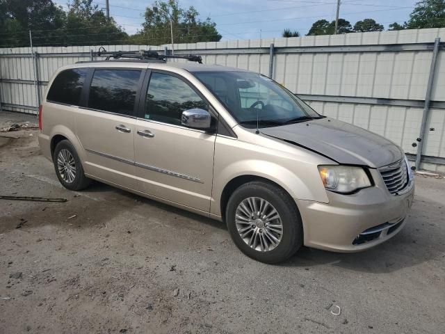 2013 Chrysler Town & Country Touring L