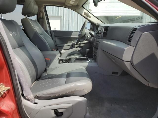 2005 Jeep Grand Cherokee Laredo