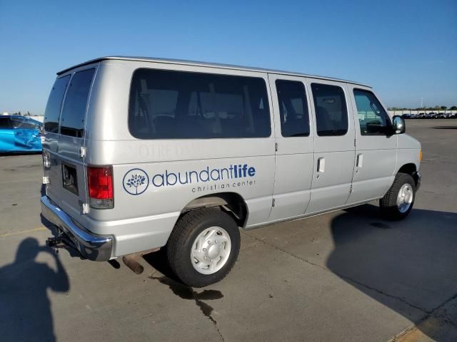 2005 Ford Econoline E350 Super Duty Wagon