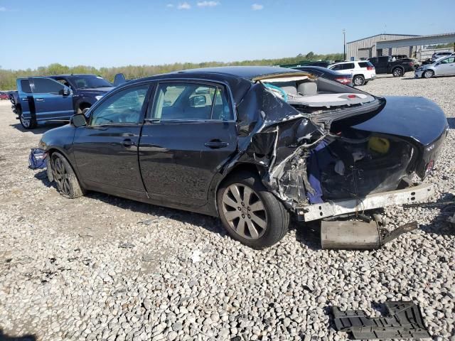 2005 Toyota Avalon XL